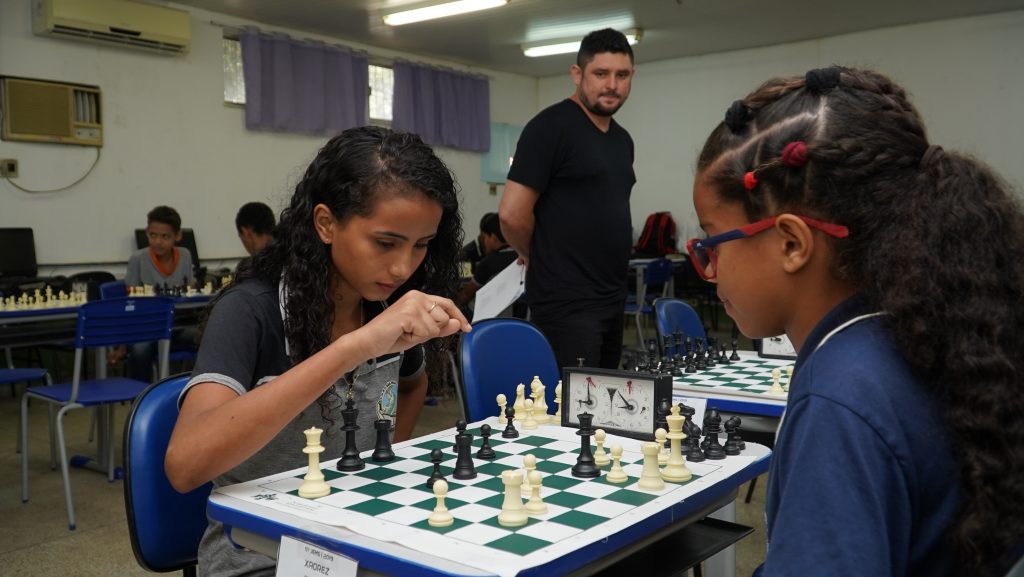 MANEIRA FÁCIL DE APRENDER A JOGAR XADREZ: VAMOS NESSA