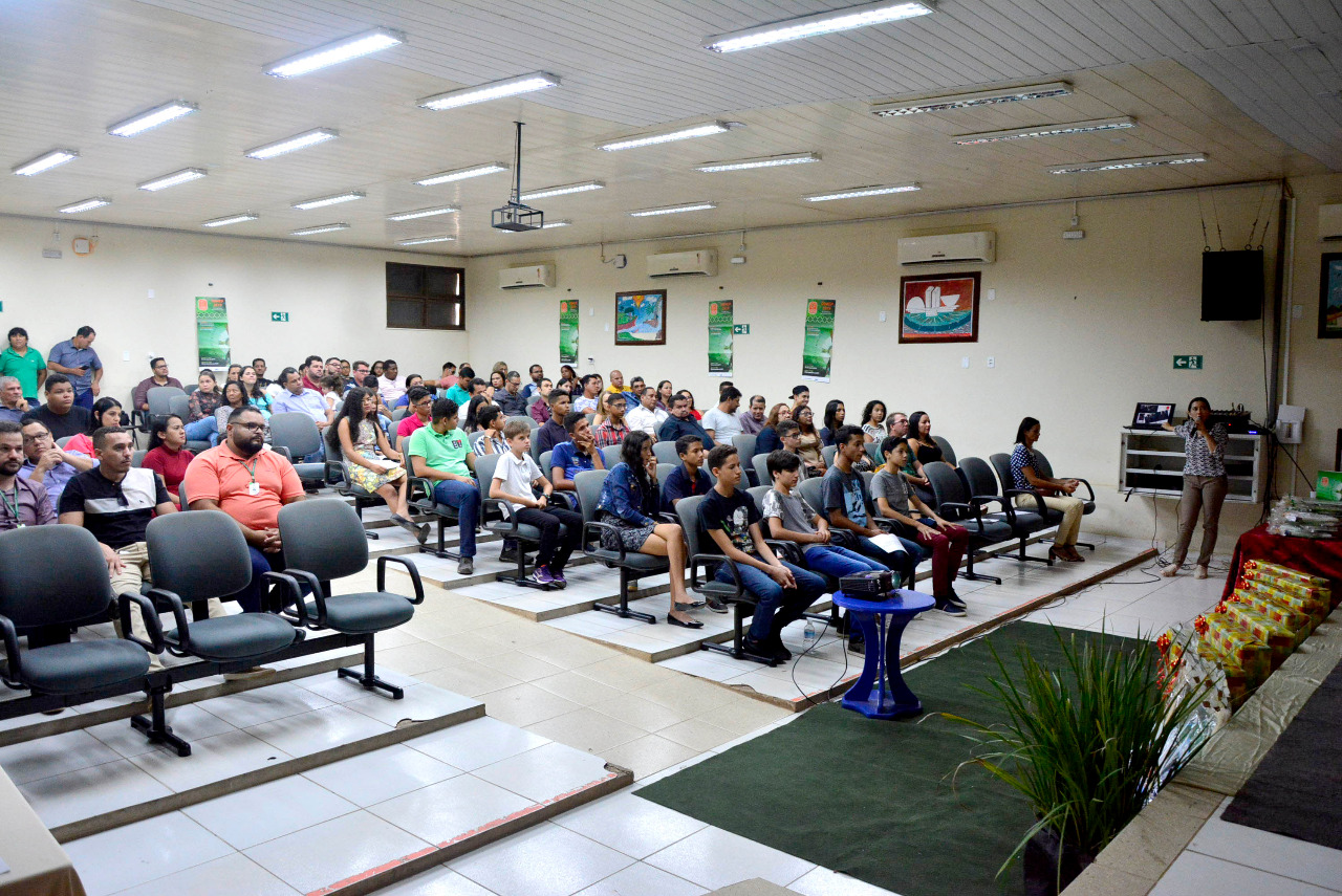 Escola Deuzuita de Queiroz vai participar de Feira de Tecnologia