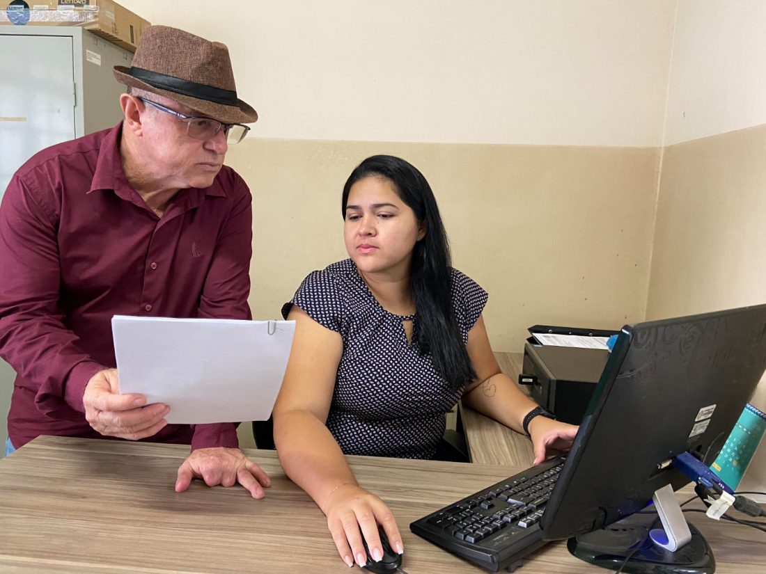 Gestão: móveis e equipamentos das secretarias têm serviço de identificação e controle