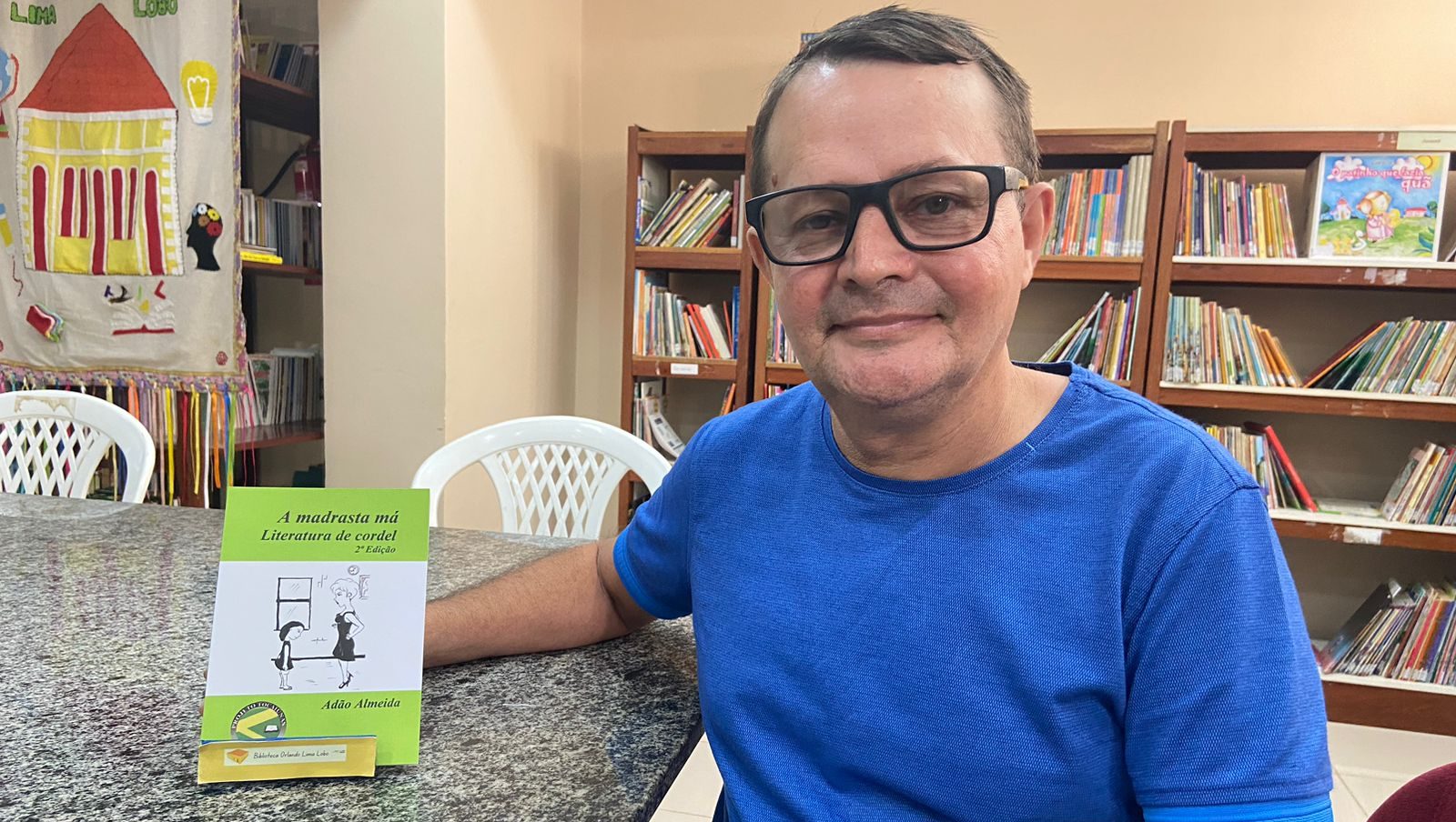 Secult: Adão Almeida lança a 2ª edição do livro “A madrasta má. Literatura de cordel”