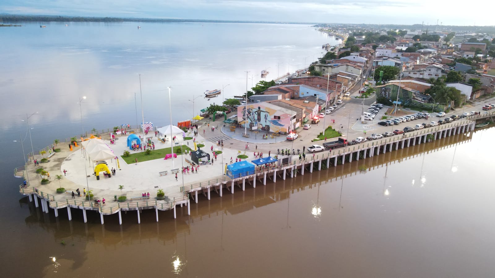 Comdim: Orla Encontro dos Rios reúne mais de 300 participantes na 1ª Corrida Rosa Shock