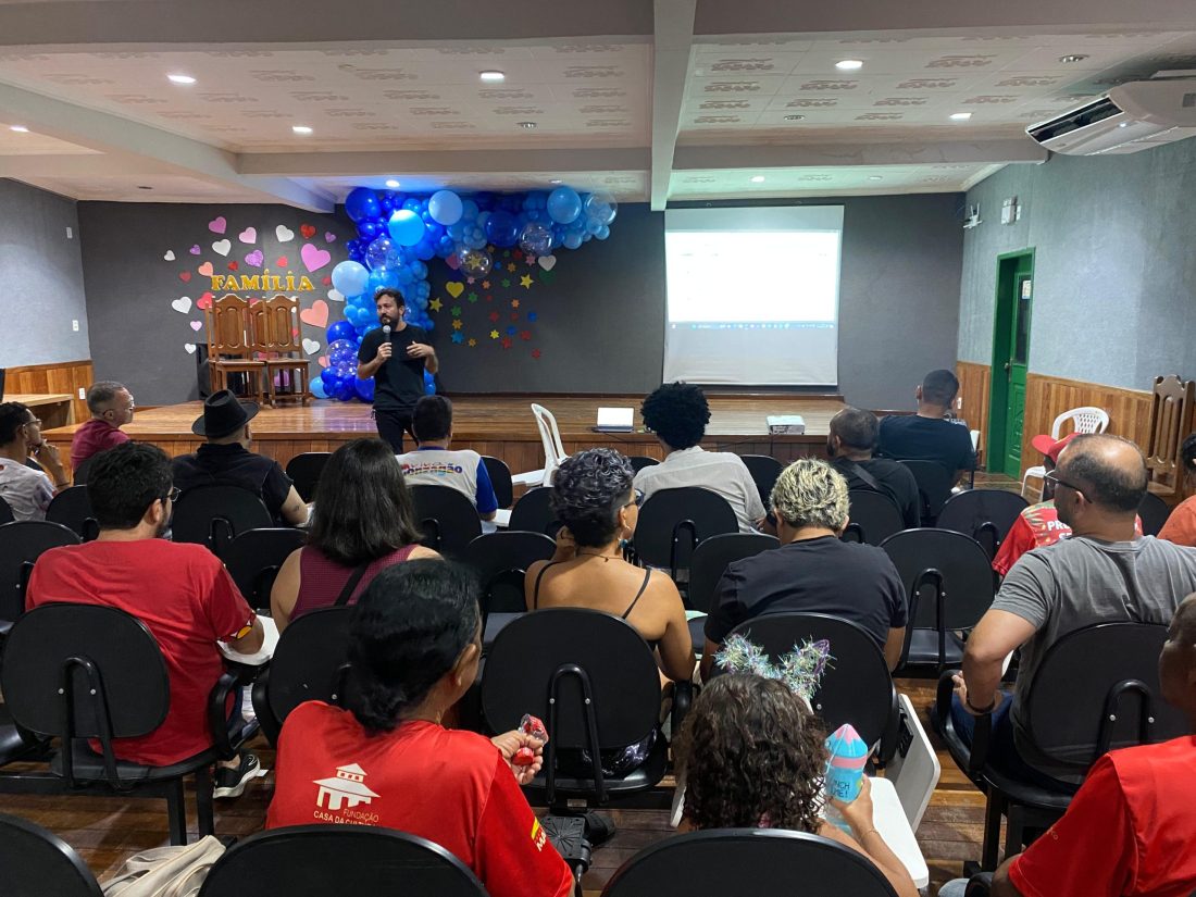 Cultura: Audiência pública sobre Lei Aldir Blanc 2 conta com dezenas de representantes de setores culturais do município