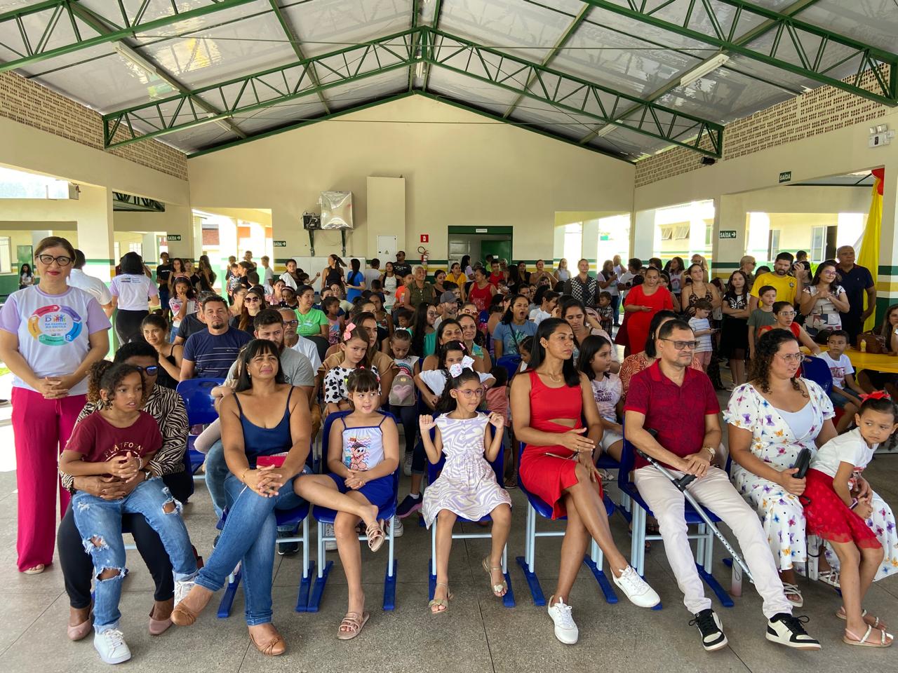 Semed: Dia D da Família na Escola integra pais e responsáveis ao cotidiano dos alunos