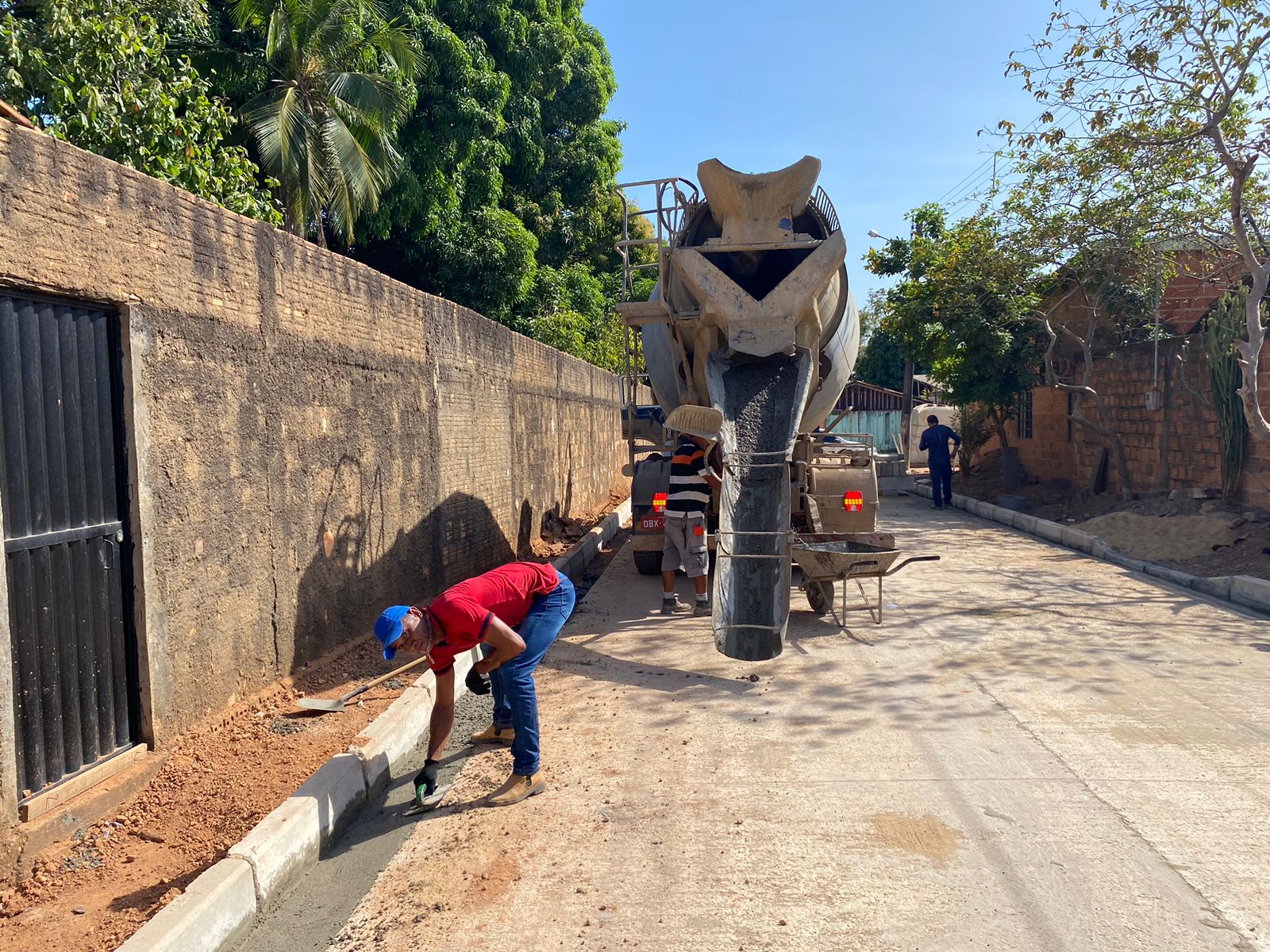 Sevop: Moradores da Rua Dom Bosco, no bairro Liberdade, comemoram obras de infraestrutura