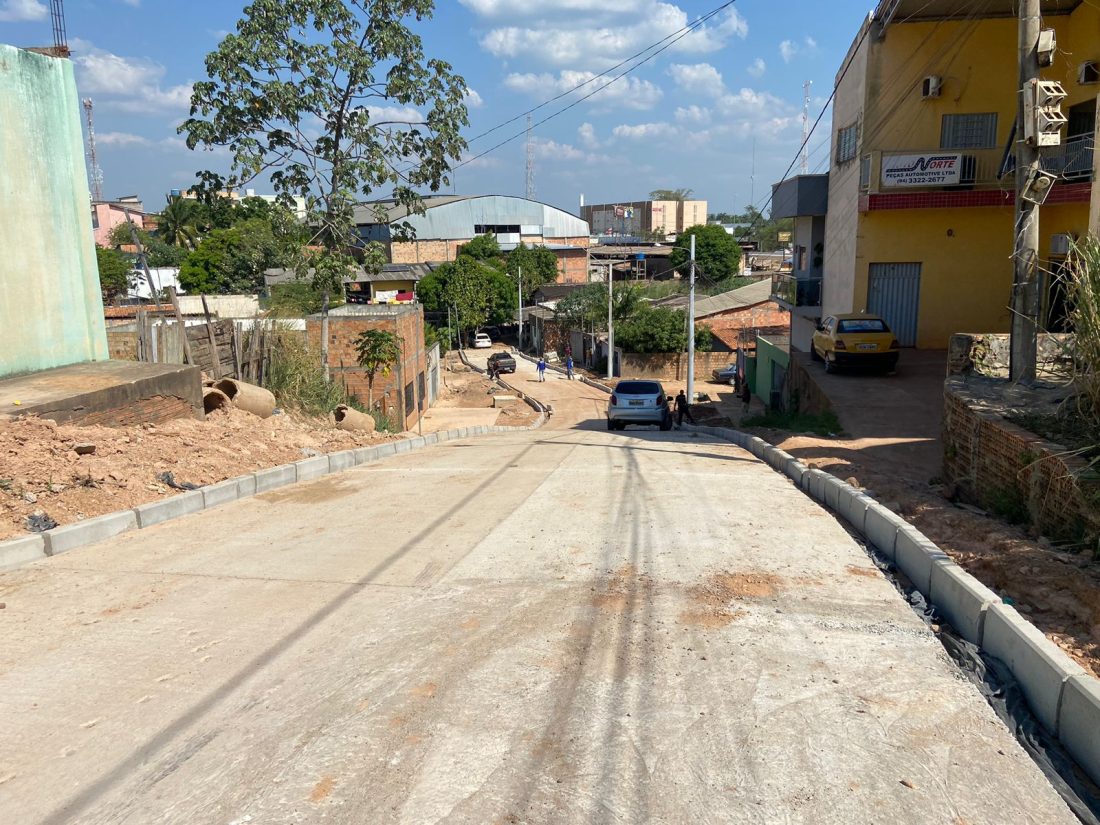 Obras: Drenagem e pavimentação de rua na Folha 31 estão sendo concluídas