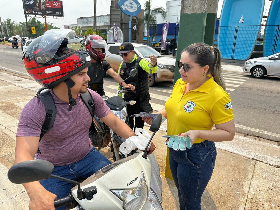 Trânsito: DMTU realiza ação educativa para motociclistas na Marabá Pioneira