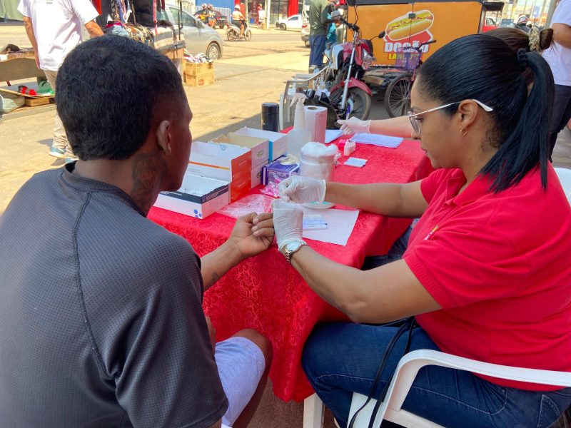 Saúde: Campanha Dezembro Vermelho realiza ação no bairro São Félix II