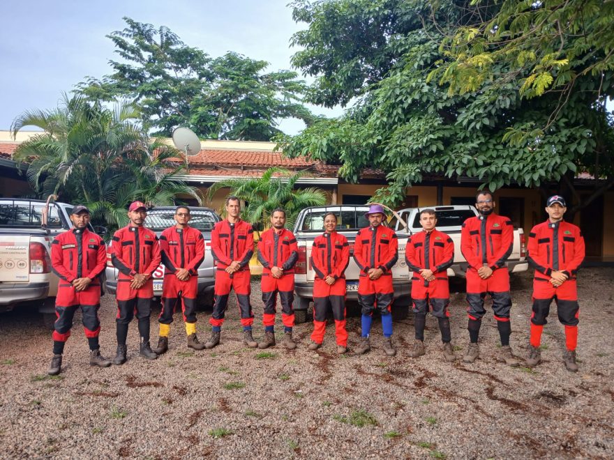 Casa da Cultura: Grupo de espeleologia realiza mapeamento de cavidades naturais em Canaã dos Carajás