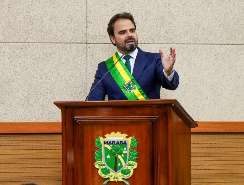 Gestão: Toni Cunha e João Tatagiba são empossados como prefeito e vice-prefeito de Marabá, em cerimônia na Câmara Municipal