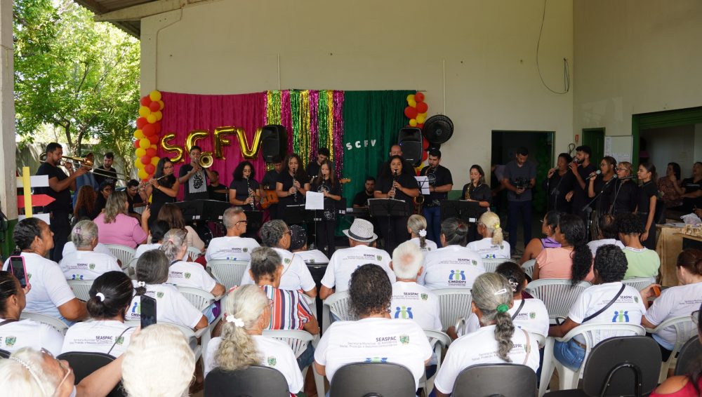 Assistência Social: Primeira-dama participa de abertura do Serviço de Convivência e Fortalecimento de Vínculos do CRAS da Folha 13