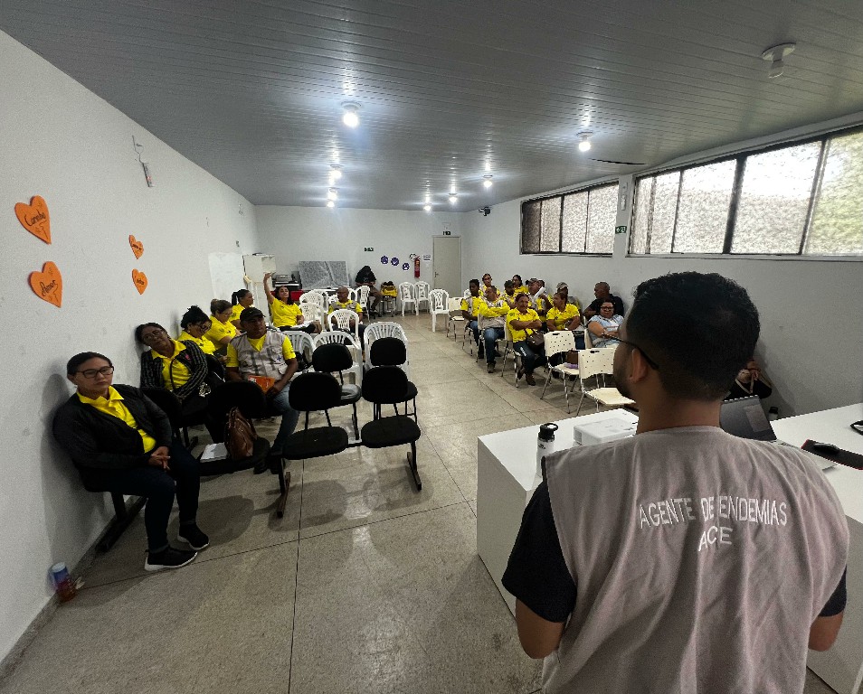 Saúde: Capacitação de Agentes de Combate a Endemias aborda estratégias de combate às larvas de mosquito