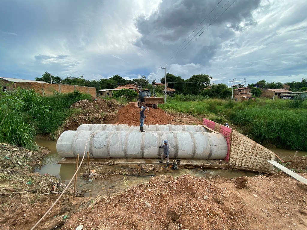 Sevop: Obra de drenagem é realizada no limite entre as Folhas 06 e 08