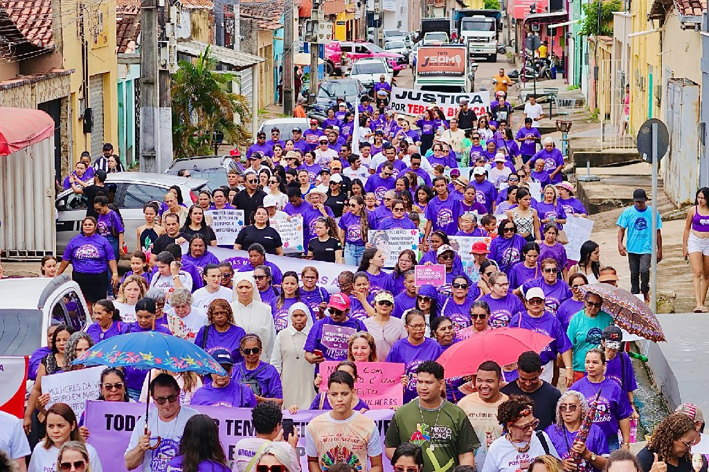 Seaspac: Mulheres cobram direitos públicos em marcha no Dia Internacional da Mulher  