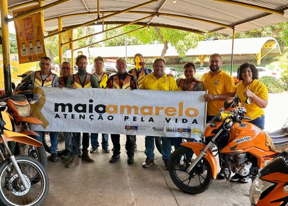 Maio Amarelo: DMTU intensifica conscientização da campanha junto a taxistas e mototaxistas