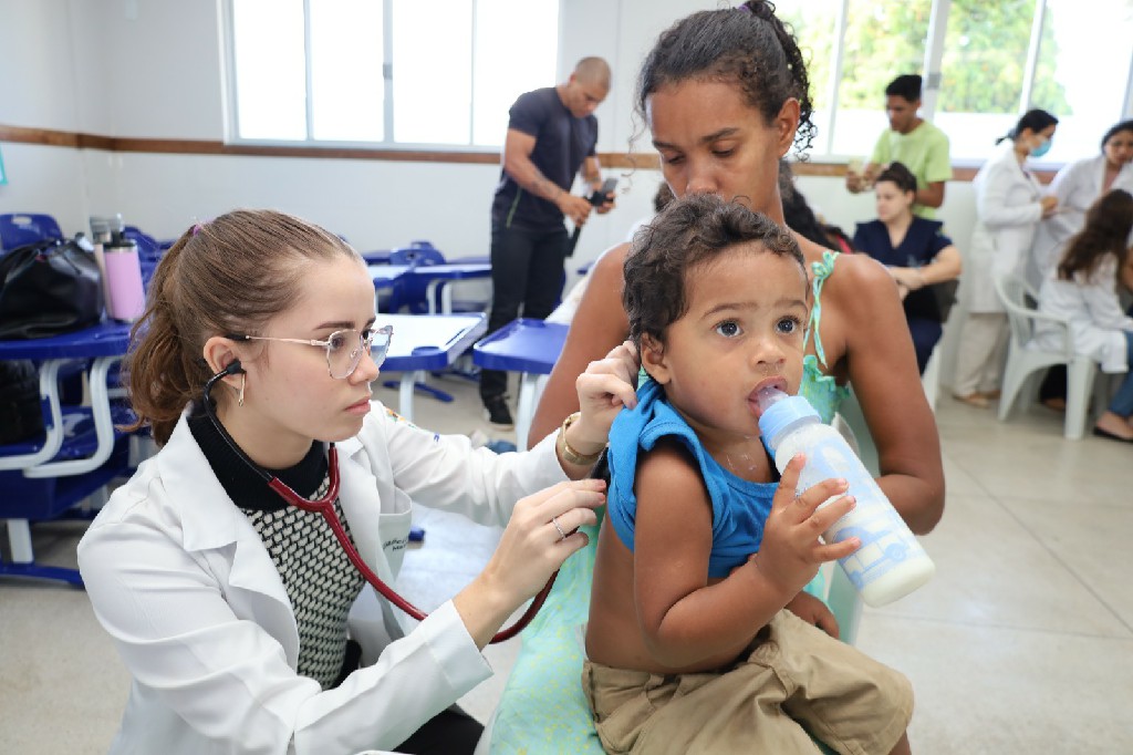 Gestão: Ação “Prefeitura Perto das Crianças” é realizada na inauguração da Escola Rayara Carvalho de Costa