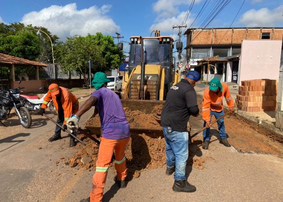 Obras: Operação Tapa-Buraco beneficia a Avenida 2000, no núcleo Cidade Nova
