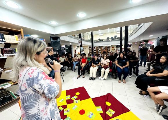 Secult: Biblioteca Pública Municipal Orlando Lima Lobo recebe alunos da Escola Estadual Gaspar Vianna