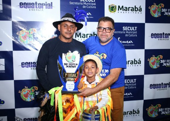 38º Festejo Junino: Boi-Bumbá Brilho da Noite levou prêmio de grande vencedor