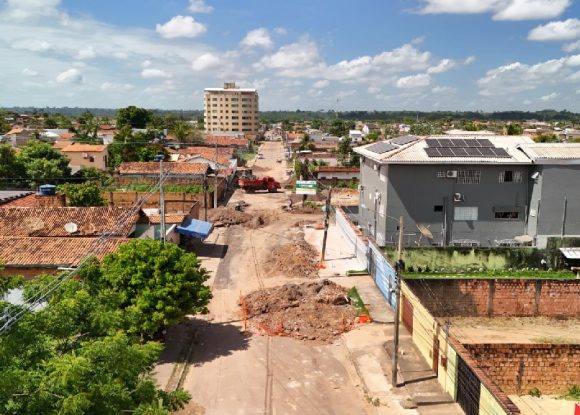Obras: Rede de drenagem é prolongada na Avenida Pedro Fontenelle, no Bom Planalto