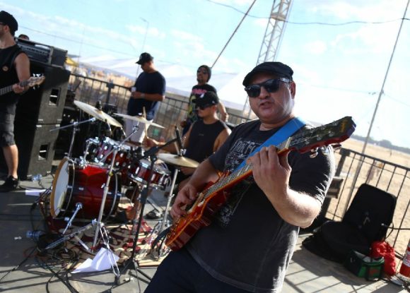 Maraverão: Dia Mundial do Rock reúne galera roqueira na Praia do Tucunaré