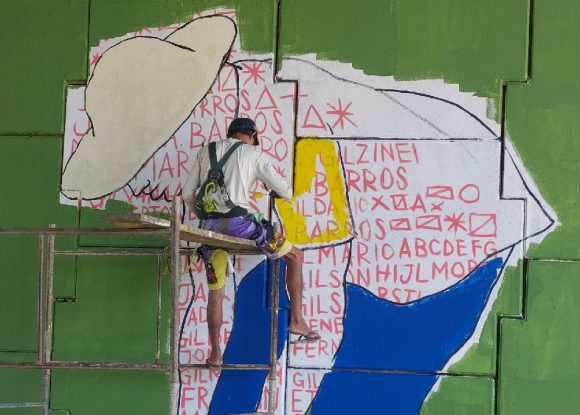 Obras: Pinturas com temas amazônicos e do cotidiano marabaense dão o colorido aos viadutos de Marabá
