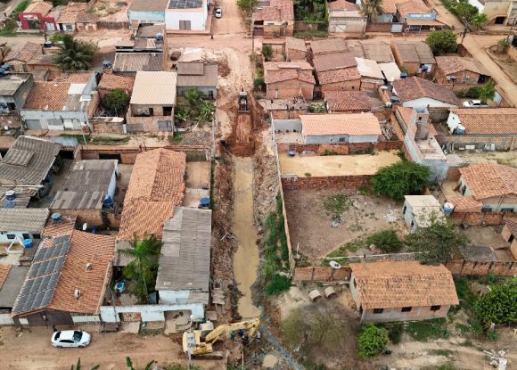 Obras: Sevop realiza drenagem e pavimentação no bairro Belo Horizonte