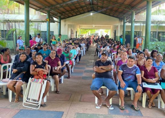 Gestão: Moradores do bairro Nossa Senhora Aparecida recebem ação Prefeitura Perto de Você