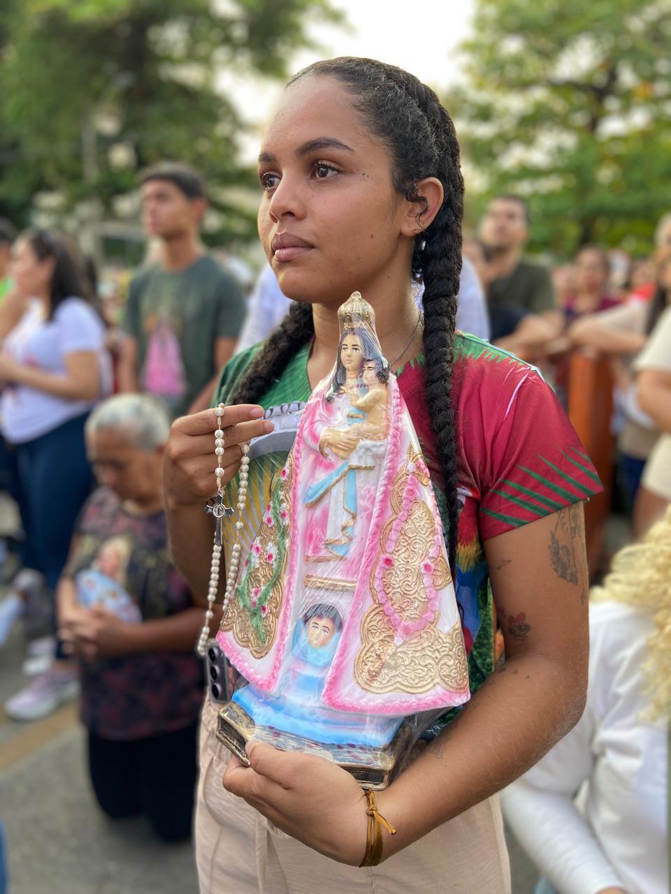  Katrine Neves, foi agradecer pelas suas conquistas